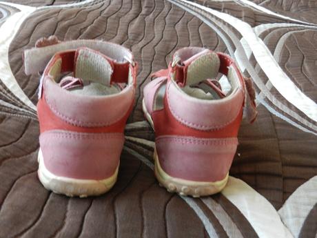 Boty sandálky essi 26, essi,26