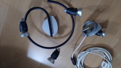 Stropní světlo + bodovka na zeď,