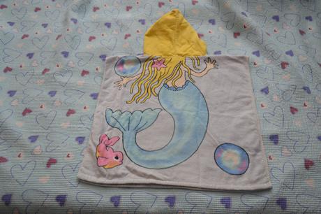 86 - 116 župánek, bavlněné pončo mořská panna, 104