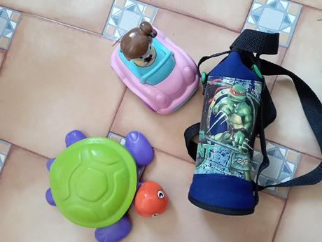 Hračky - cena za vše, 