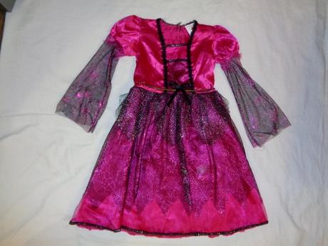 Karneval - nádherné šaty kouzelnice - 122, 