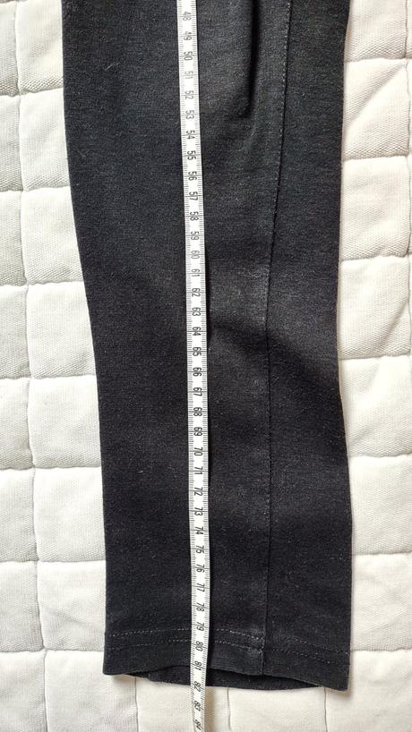 Černé úpletové kalhoty, 146