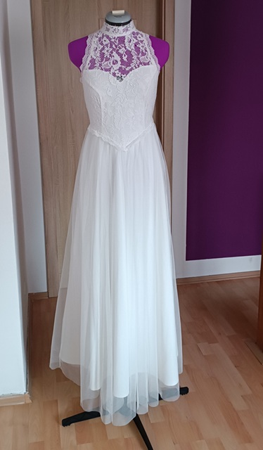 Svatební šaty s krajkou vel.32, 32