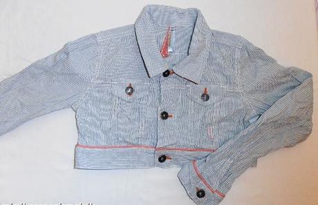 E89. bezva krátká pruhovaná bundička-styl džiska, 152