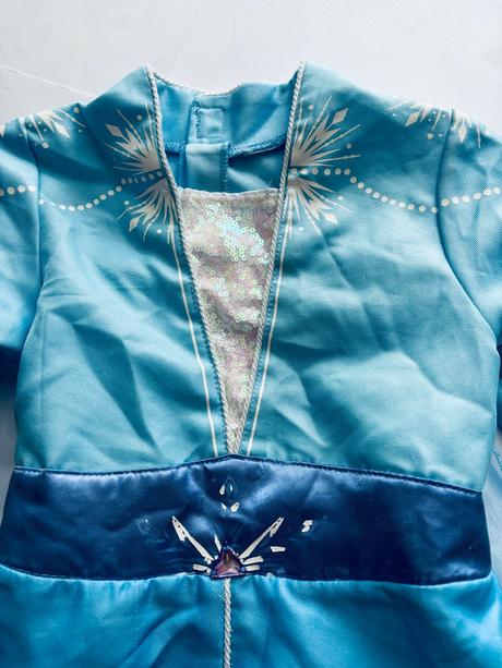 An10/ kostym elza frozen ii - v.cca 5/6 let, 