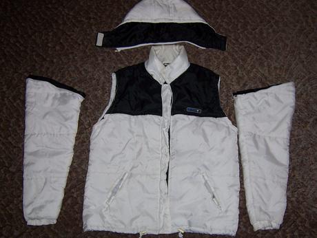 Zimní bunda s odepínací kapucí a rukávy, xl