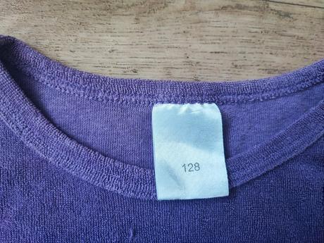 Fialové tričko, 134