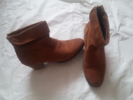 Kotníkové boty, 40