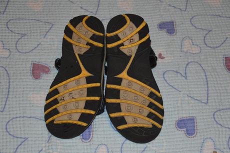 29 30 trekové sandálky, 30