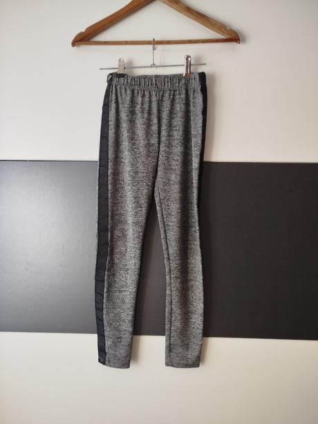 Legíny zn. viktoria paris vel.152, 152