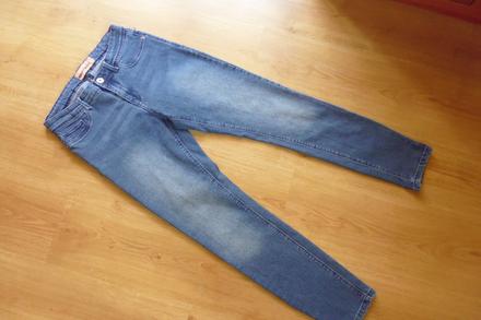 Džíny, 38