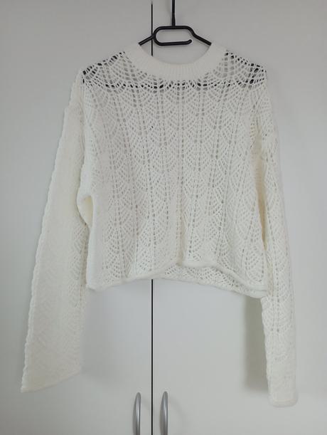 Andělsky bílý krátký oversize svetr, sinsay,m