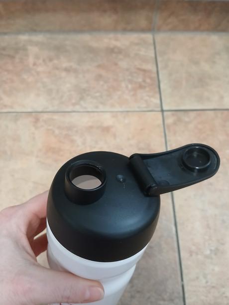 Lahev na vodu 650ml, nová, 