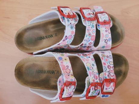 Zdravotní pantofle, 32