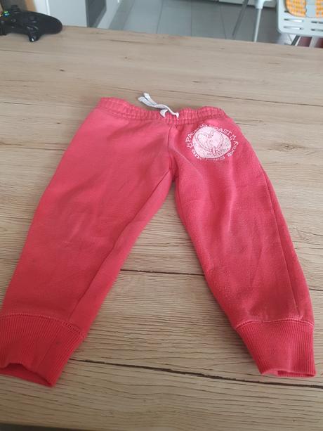 Tepláky značky store twenty one vel. 2-3 roky., 98