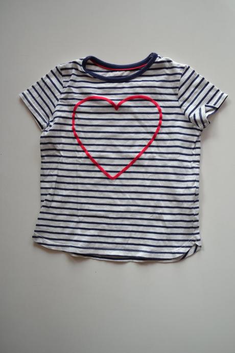 Bavlněné tričko se srdíčkem, marks & spencer,110