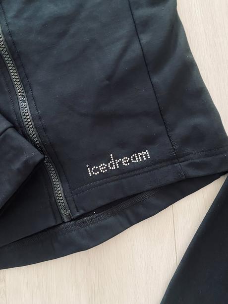 Krasobruslařský komplet icedream (140 - 160 cm), 146