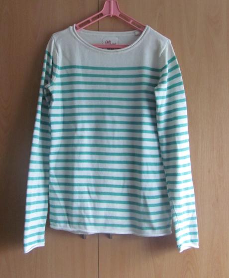 Pruhovaný svetřík, 164