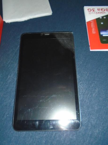 Tablet umax visionbook 3g,