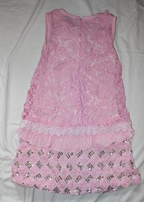Op616. růžičkové šaty 12 let, 152