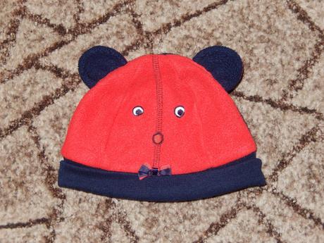 Černomodrá čepice s obličejem., marks & spencer,86