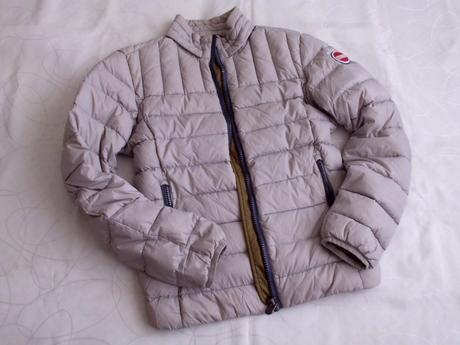 Perie bledohnedá, colmar,m