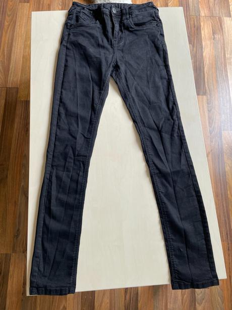 Černé džíny, vel s-s/m, denim 1982, s