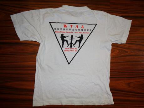 Bílé tričko s aplikacemi 146/152, 146