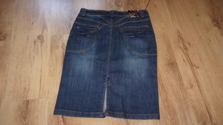 Nová sukně vel. s, včetně visačky, s
