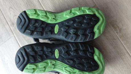 Sandále umbro vel. 35, 35
