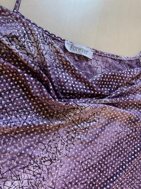 Fialové šaty se stříbrným puntík, vel cca s/m, m