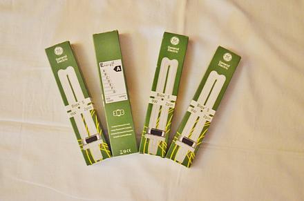 Kompaktní zářivka g23/9w/60v, 