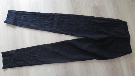 Černé elastické kalhoty ateliér donát čr, l