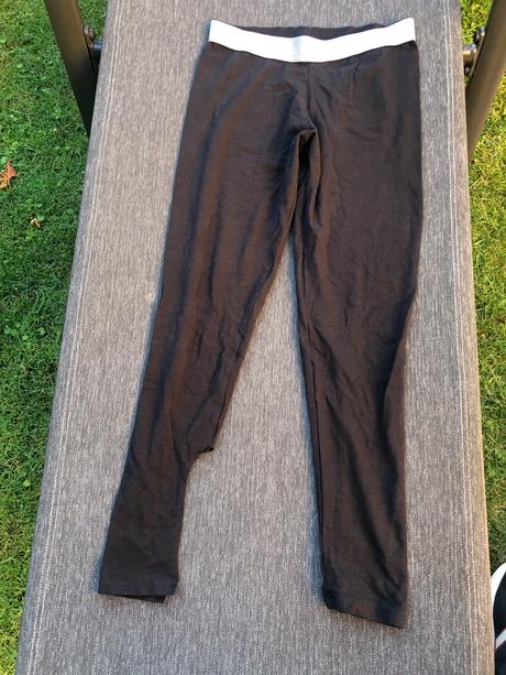 Leginy na zkraceni 152 cerne, alive,152