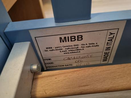 Prodám dětskou postýlku zn. mibb, 75,130