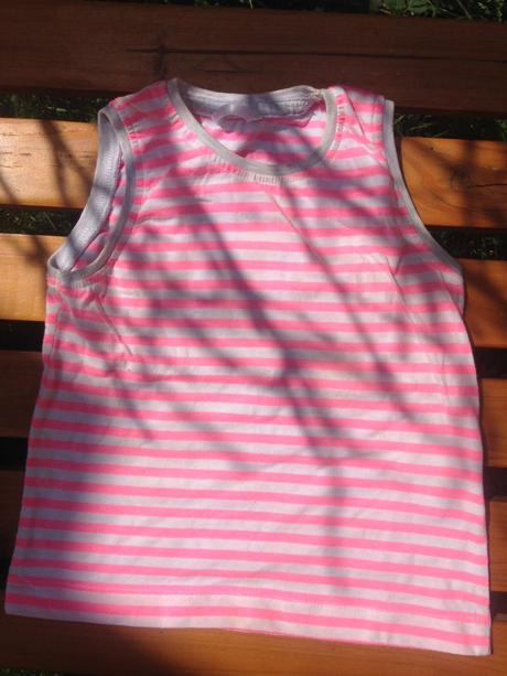 Dívčí tílko proužky, 86