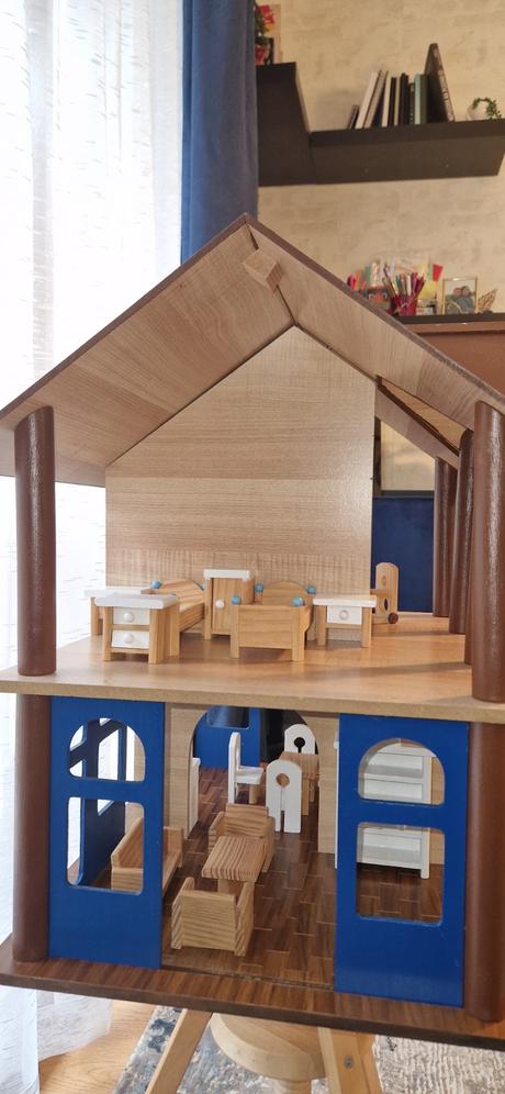 Domeček pro panenky,