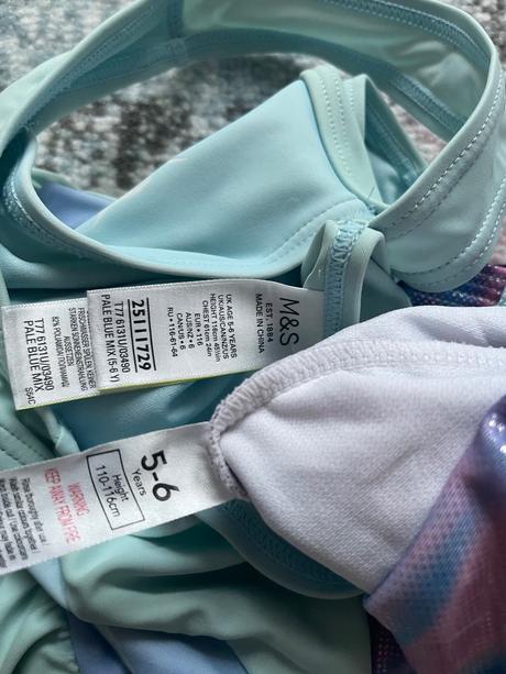 2 plavky 110/116, 110