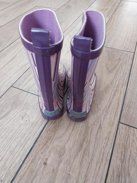 Dívčí gumáky., 29