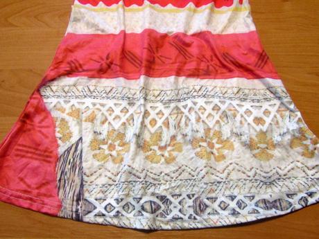 Dívčí šatičky vel 116-122, 122