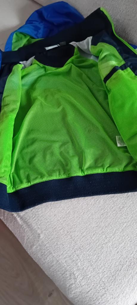 Zánovní frajerská bunda, lindex,128