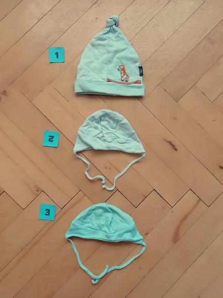 Čepice vel. 62-68, cca 41-44 cm, 62