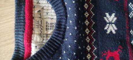 Krásný vánoční svetr zn. h&m vel. 146-152, 146