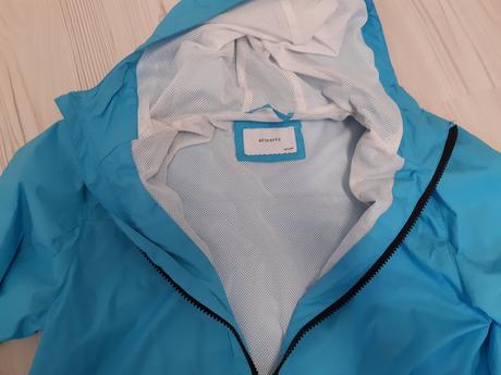 Lehká bunda s kapucí vel. 152, reserved,152