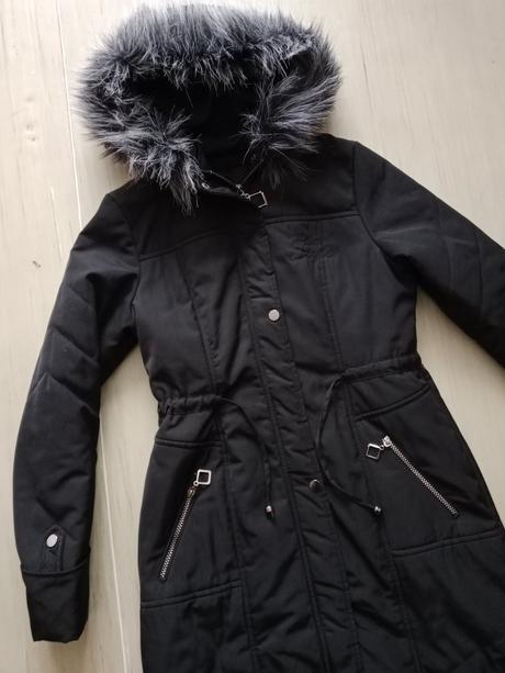 Krásná dlouhá zimní bunda vel.s, s