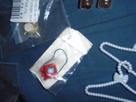 Barbie doplňky kytara šaty jídlo, 