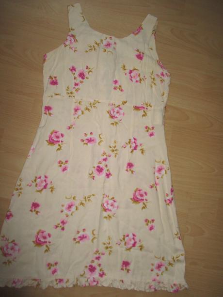 Letní šaty s kytkama vel.34-158, 152