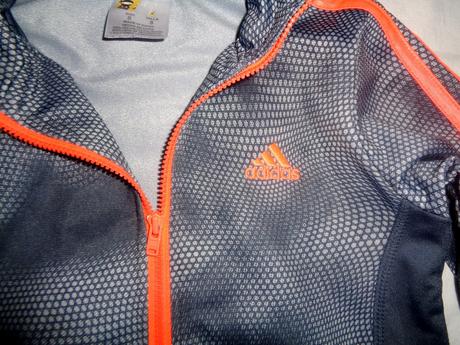 Luxusní šedostříbrná sportovní bunda adidas, adidas,110