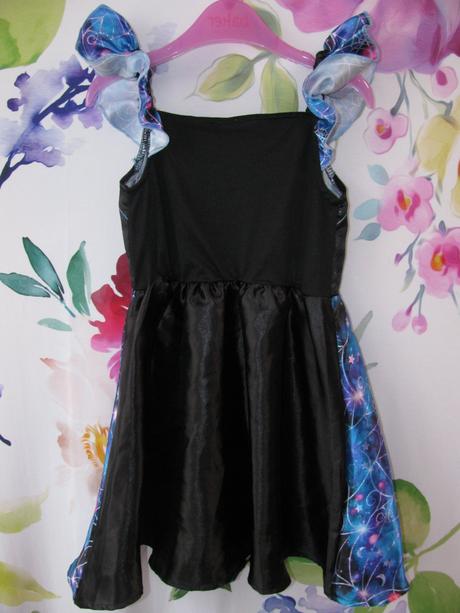 Kostým - krásná malá čarodějka, 