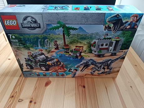 Lego jurassic world 75935 setkání s baryonyxem ..., 